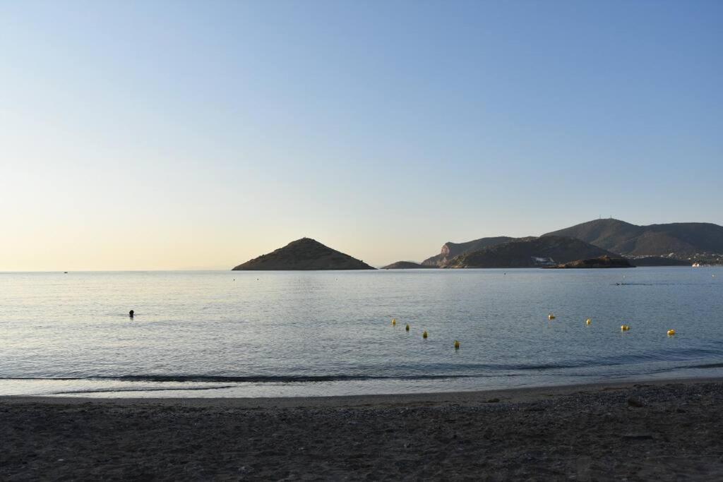 Modern Studio Next To The Sea! Porto Rafti Exterior foto