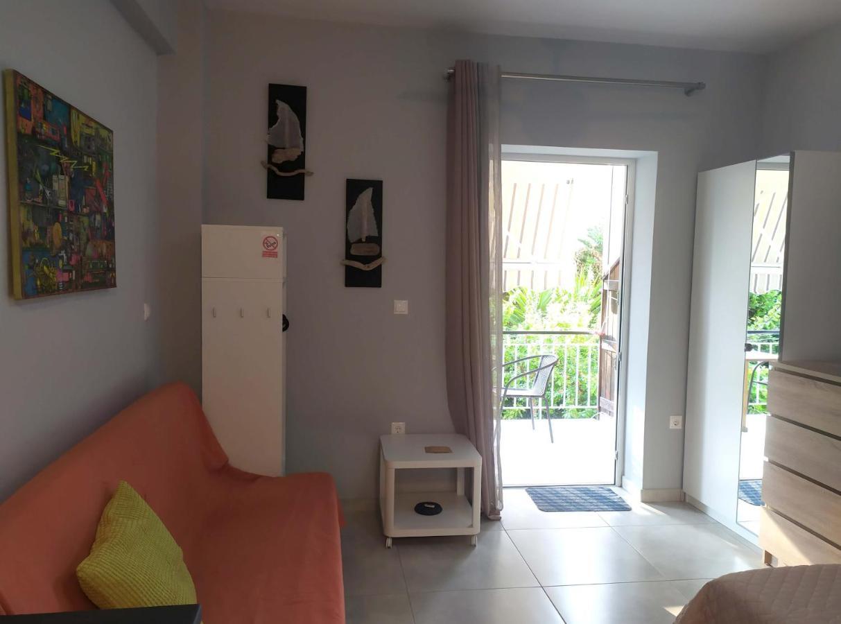 Modern Studio Next To The Sea! Porto Rafti Exterior foto